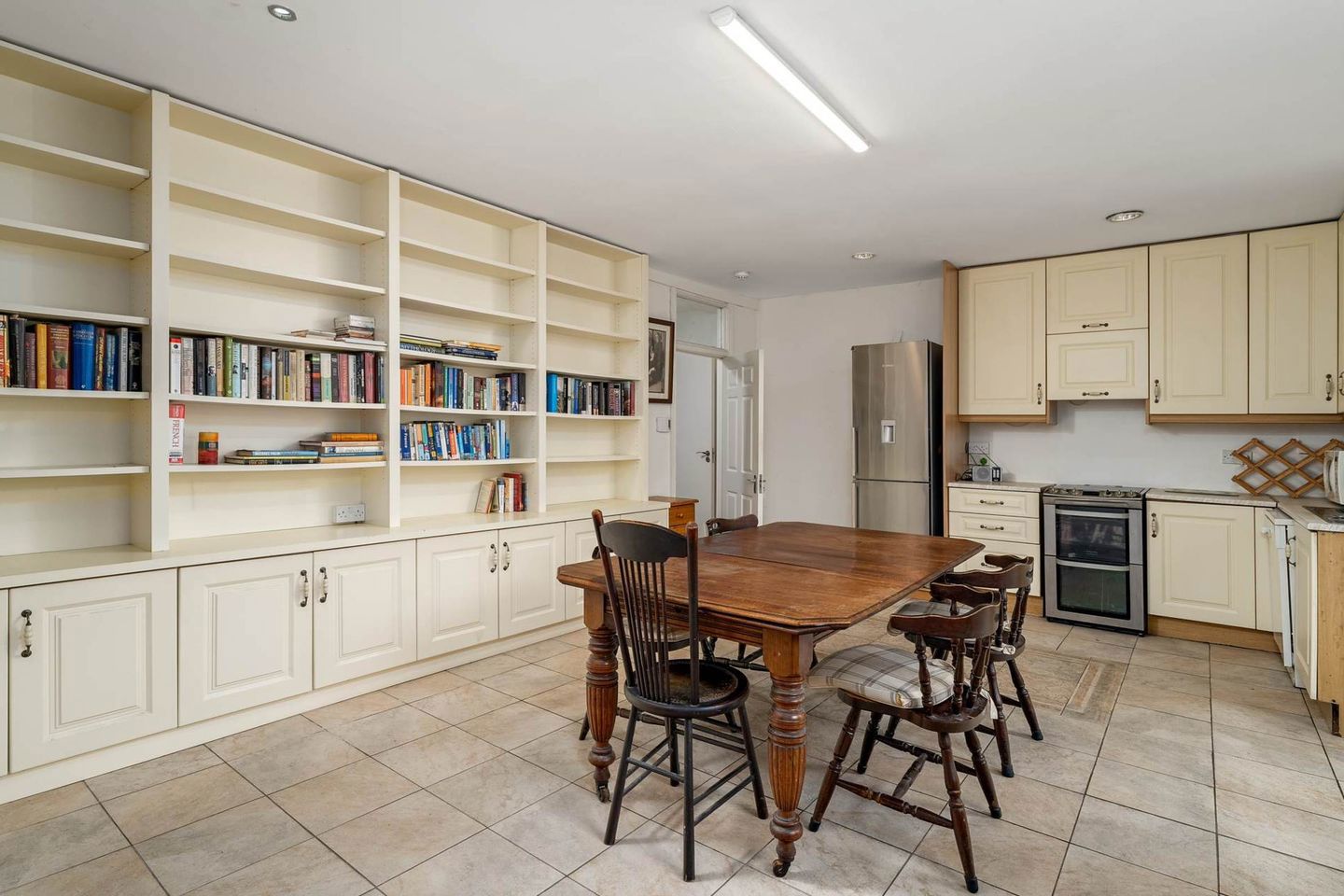 60 Heytesbury Street, Saint Kevins, Dublin 8, D08EDX5 22