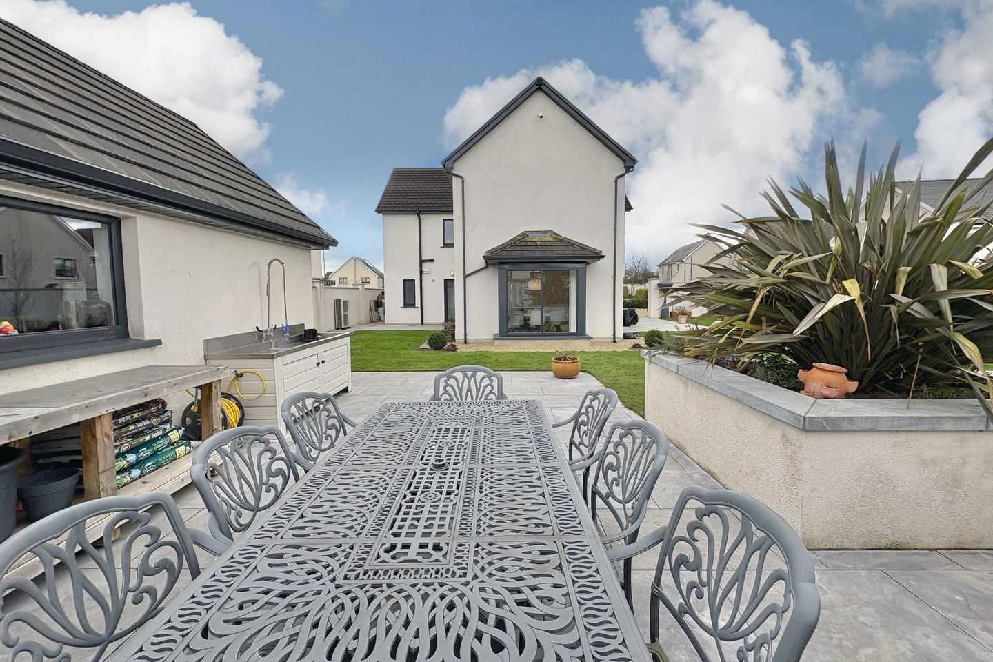 69 Blackthorn Green, Rath Ullord, Kilkenny, Co. Kilkenny, R95EHC2 102