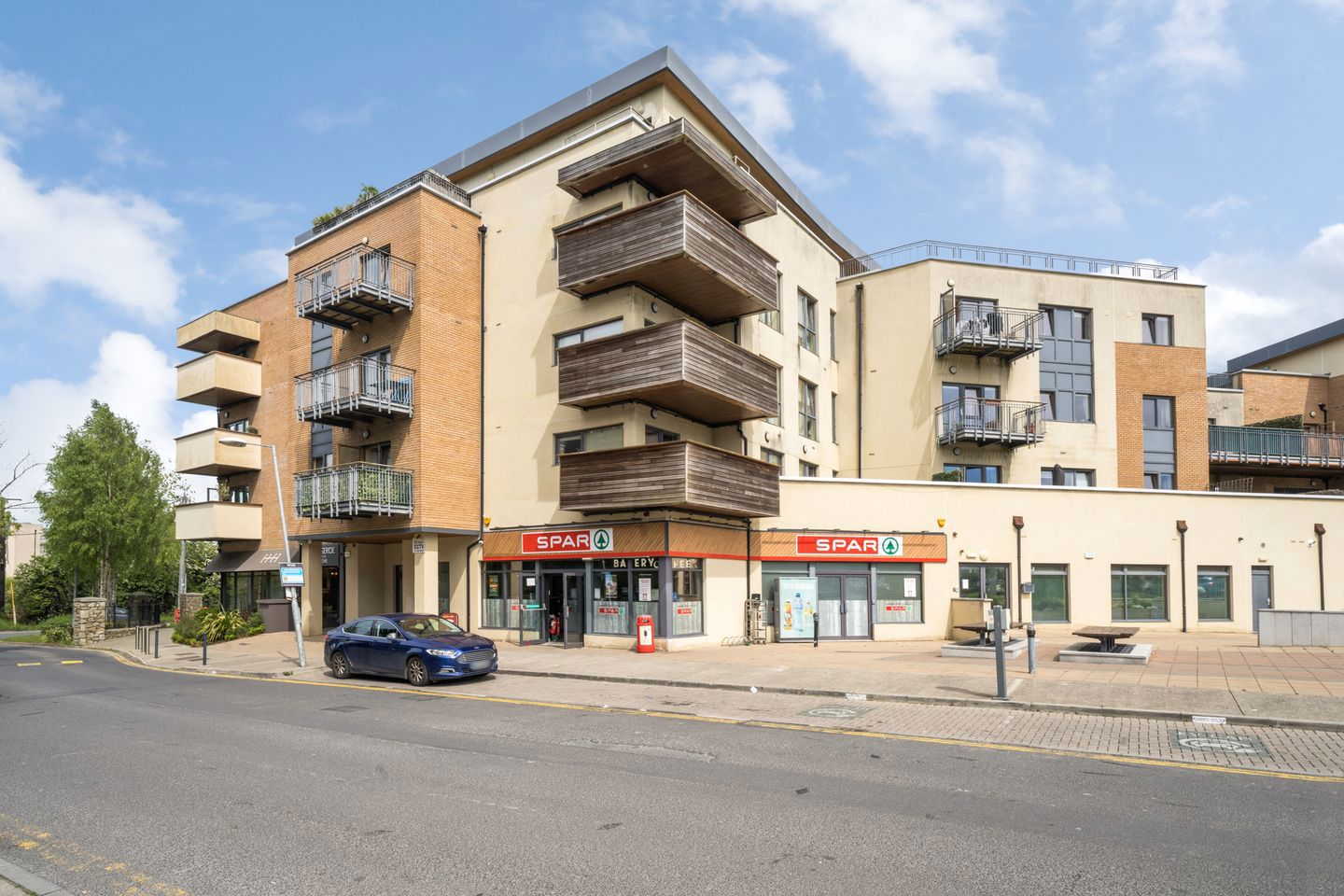 70 The Crescent, Carrickmines Manor, D18 WC93, Carrickmines, Dublin 18 8