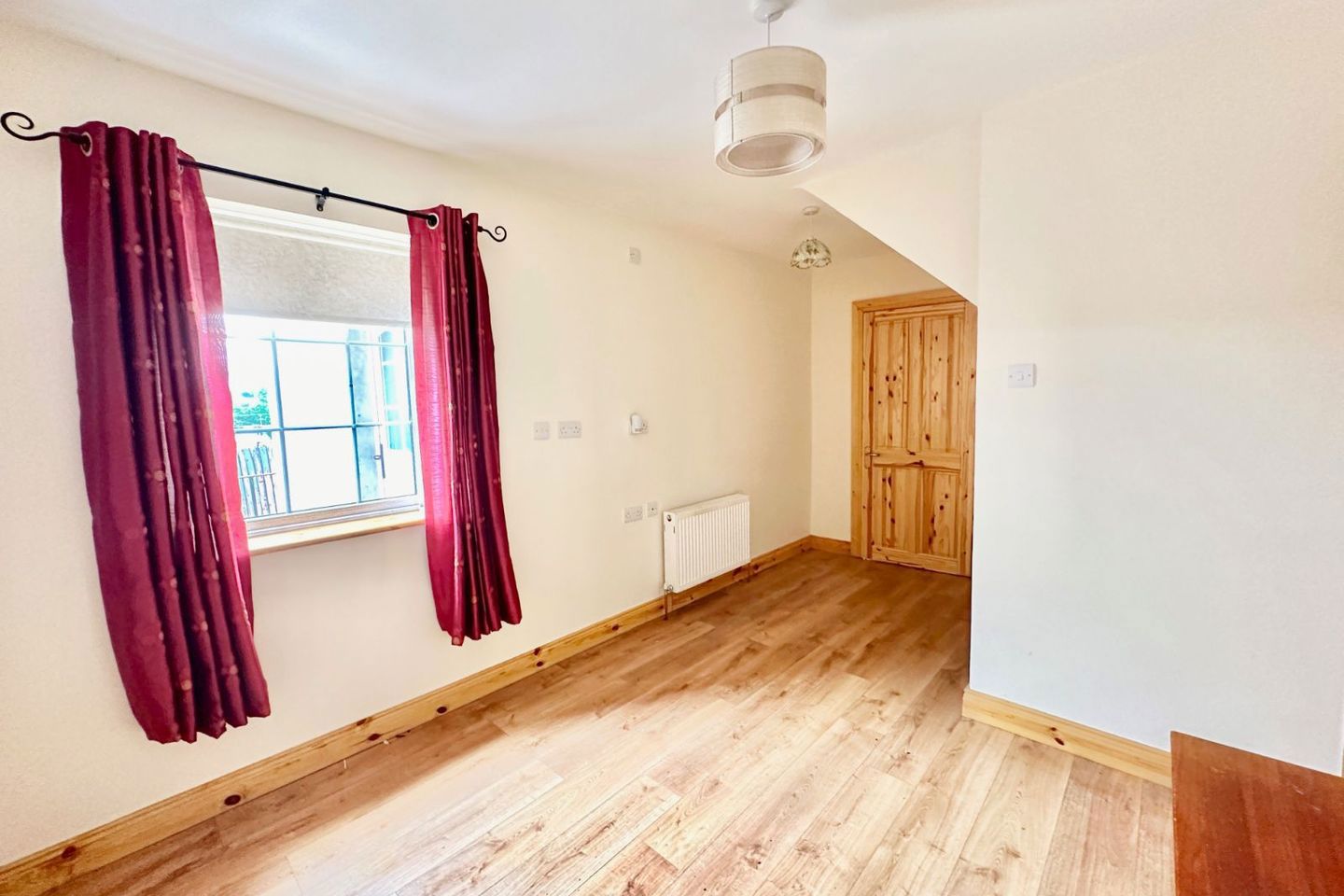 3 Clones Road, Newbliss, Newbliss, Co. Monaghan, H18AH97 6