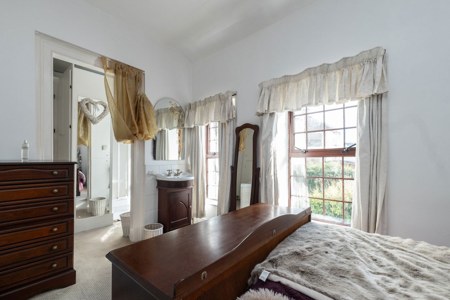 2 Cherry Cottages, Strand Street, Youghal, Co Cork, P36EY28 5