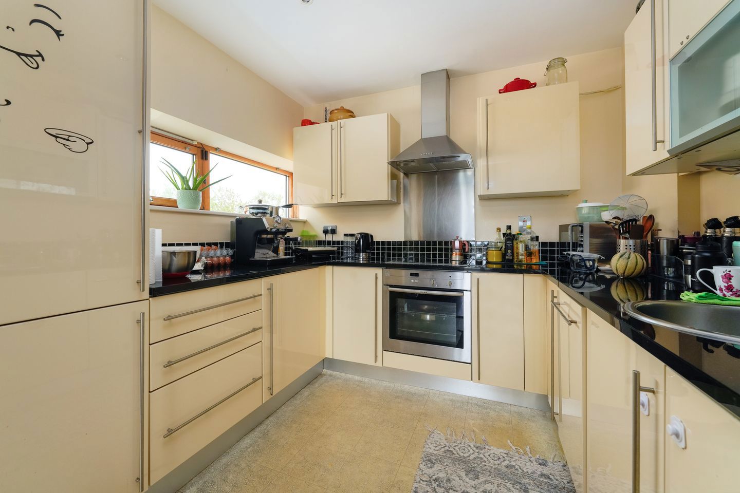 70 The Crescent, Carrickmines Manor, D18 WC93, Carrickmines, Dublin 18 3