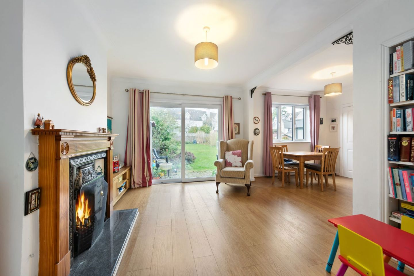 27 Farmhill Road, Dublin 14, Goatstown, Dublin 14, D14HH74 7