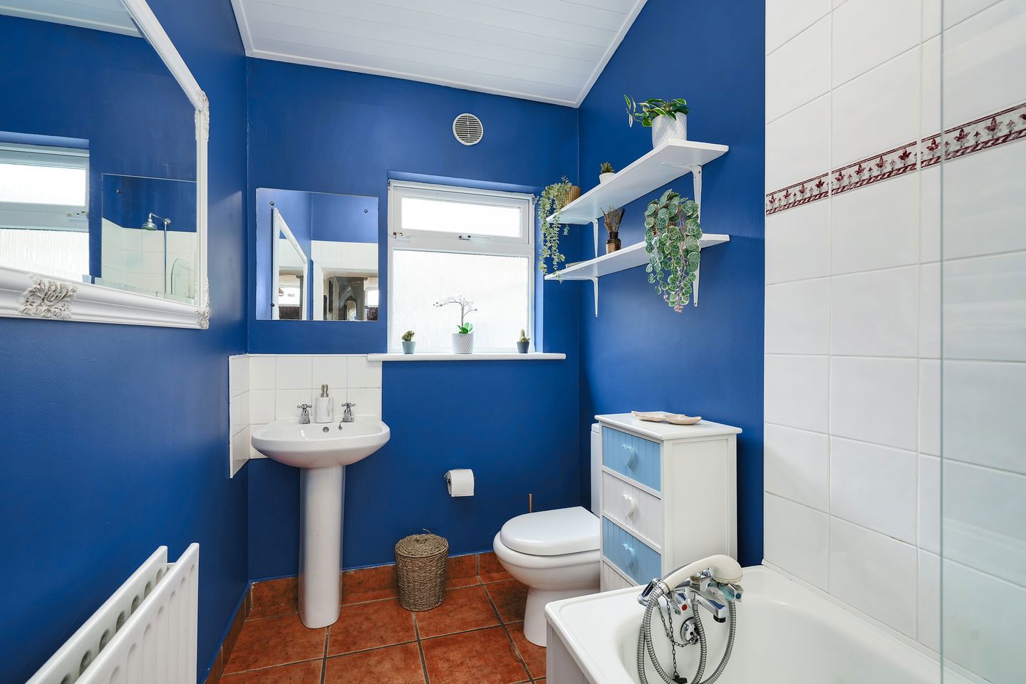 17 millmount ave, drumcondra, dublin 9 12