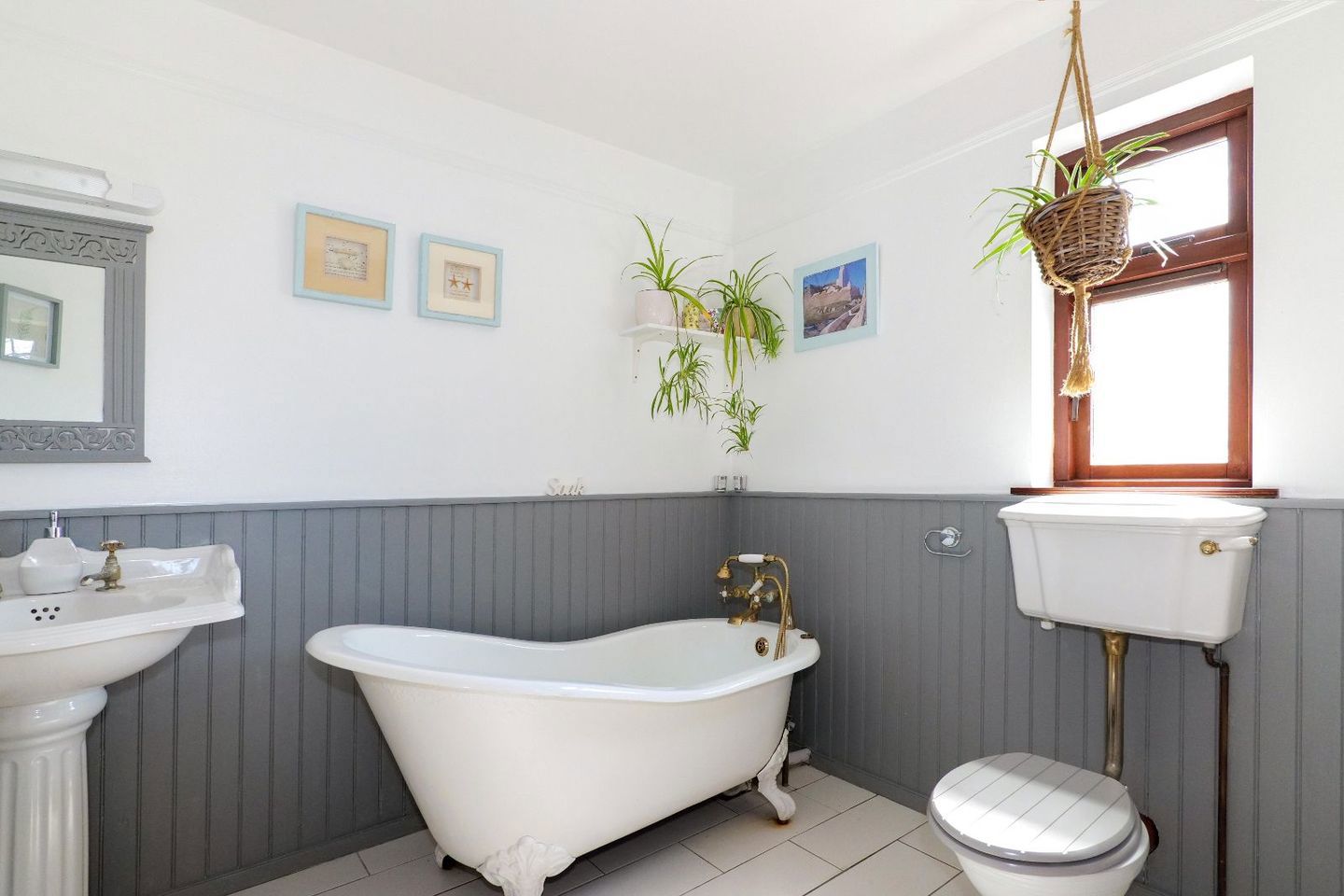 Residence At Mount Pleasant, Loughrea, Co. Galway, H62TY77 32