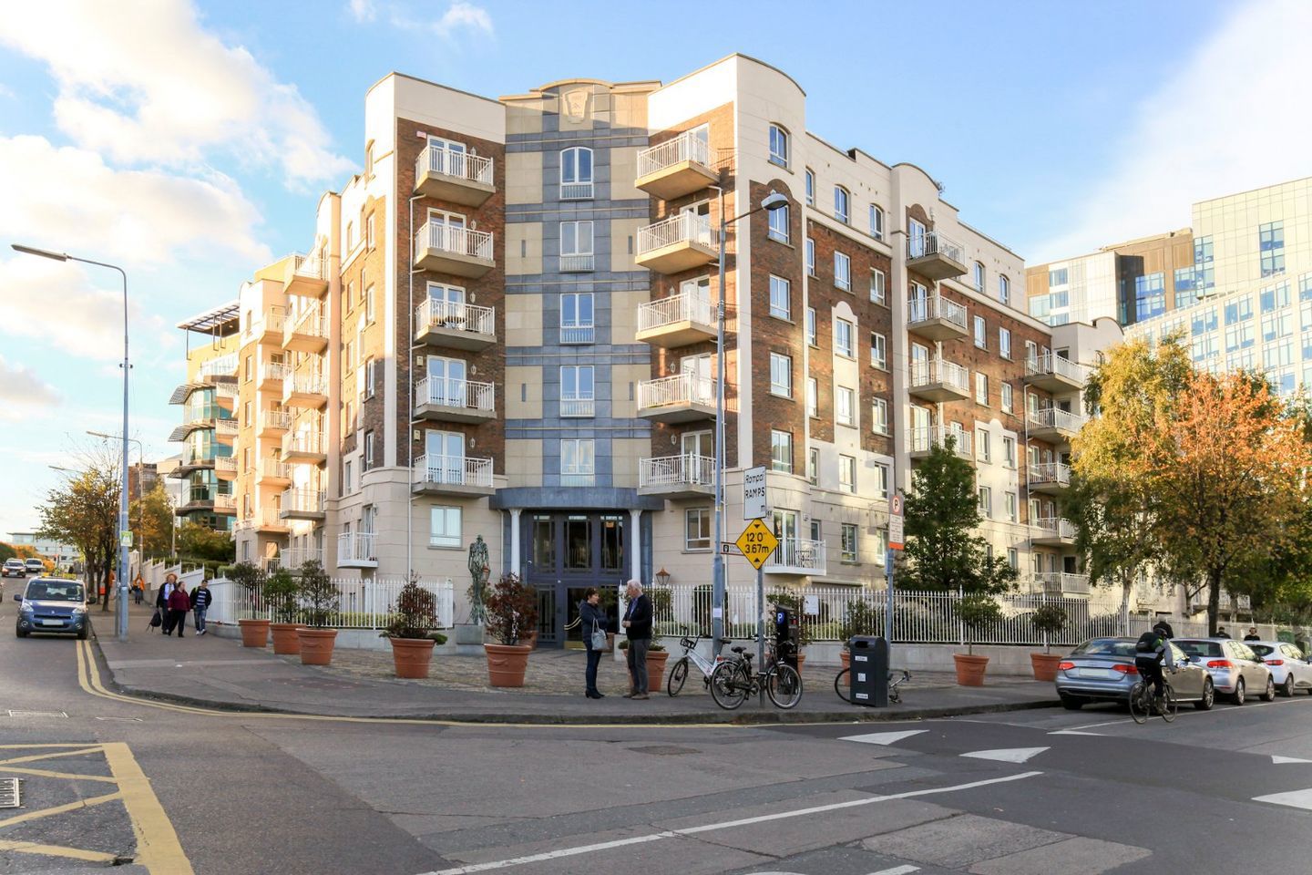 10 The Lansdowne Block, Pembroke Square, Dublin 4, D04WC92 3