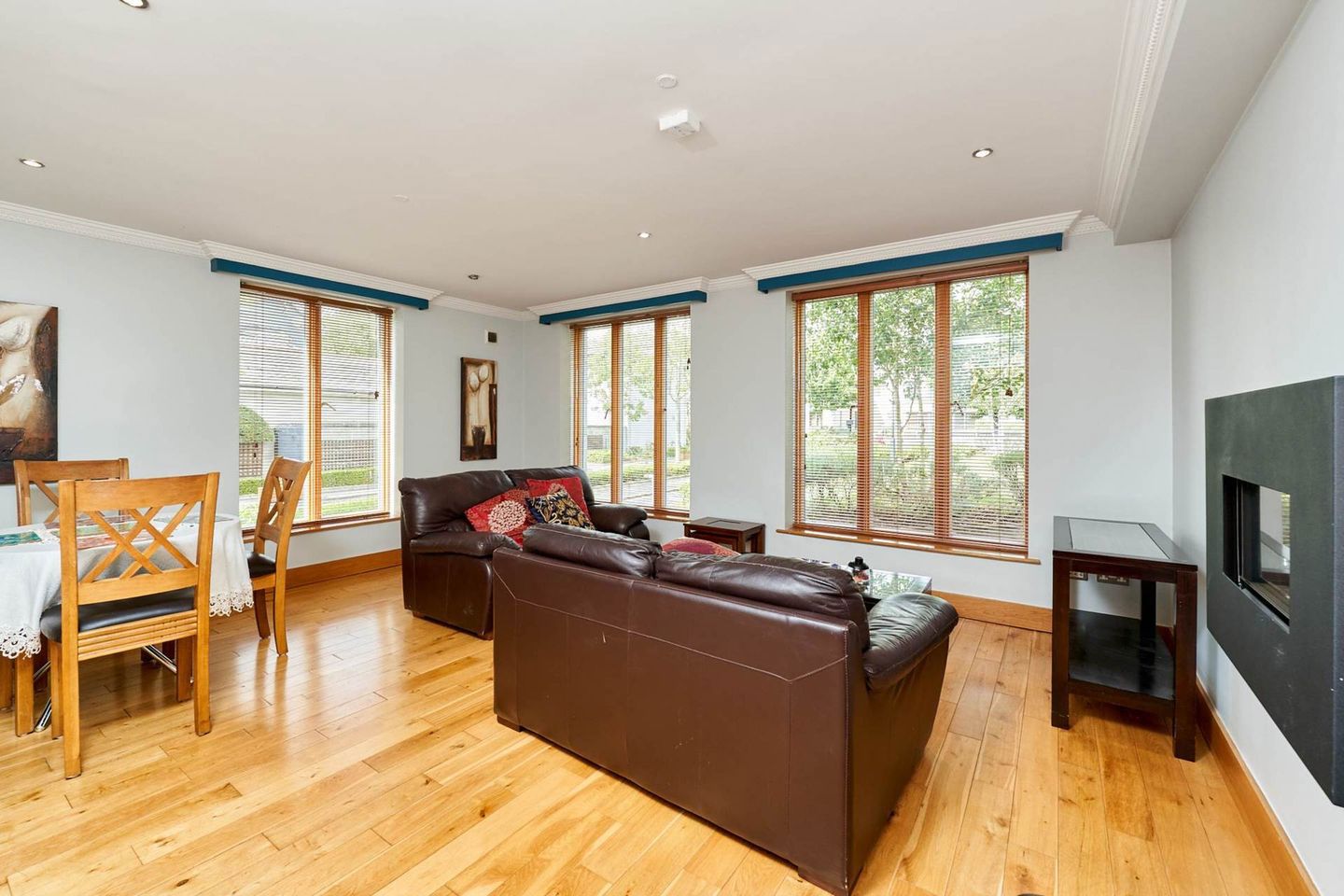 1 Fawn Lodge, Castleknock, Dublin 15 12