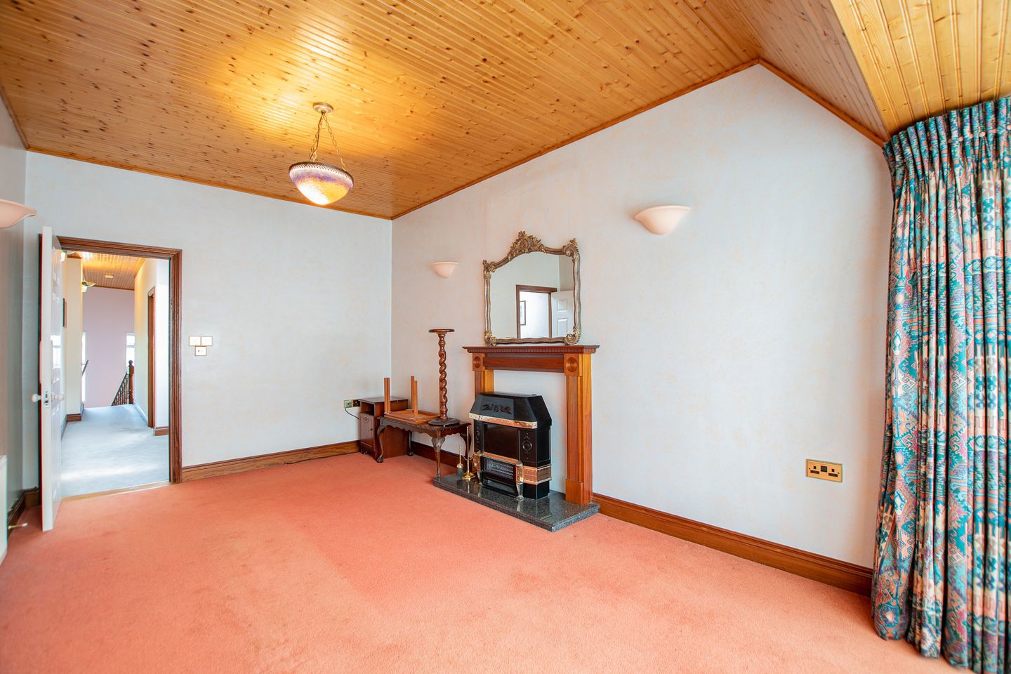 12 Austin Friars Street, Mullingar, Co. Westmeath, N91Y6P2 33