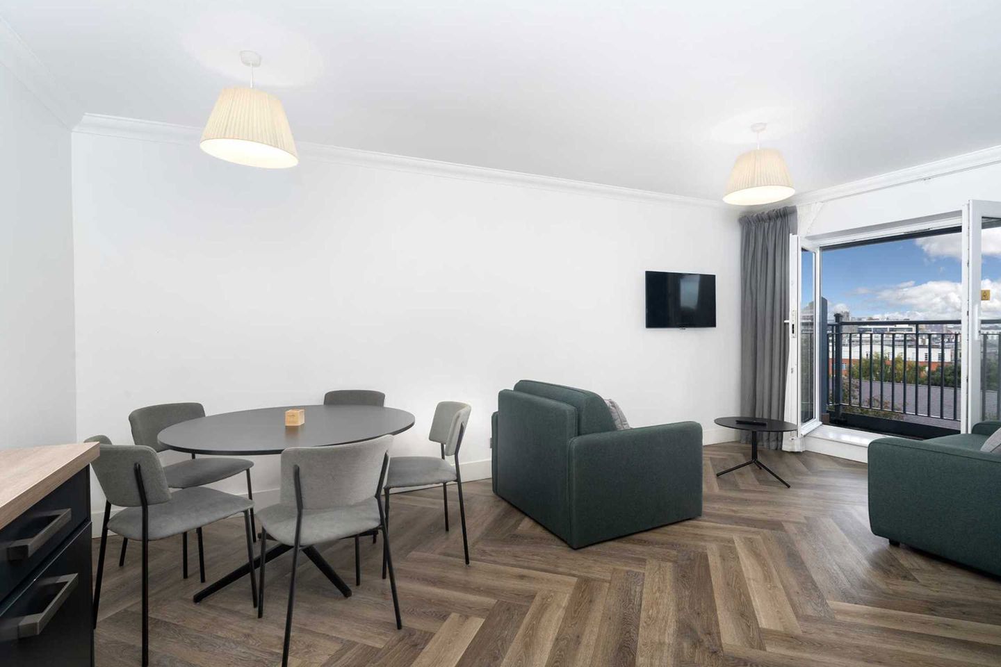 Apt 20 Christchurch Hall, High Street, D08 R281, Dublin 8, D08R281 18