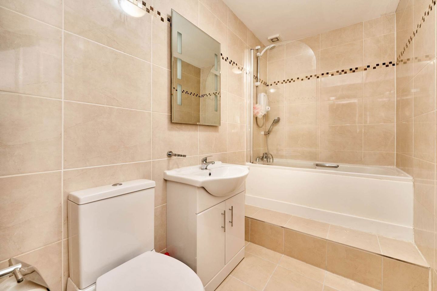 14 Beechfield Meadows, Clonee, Dublin 15 23