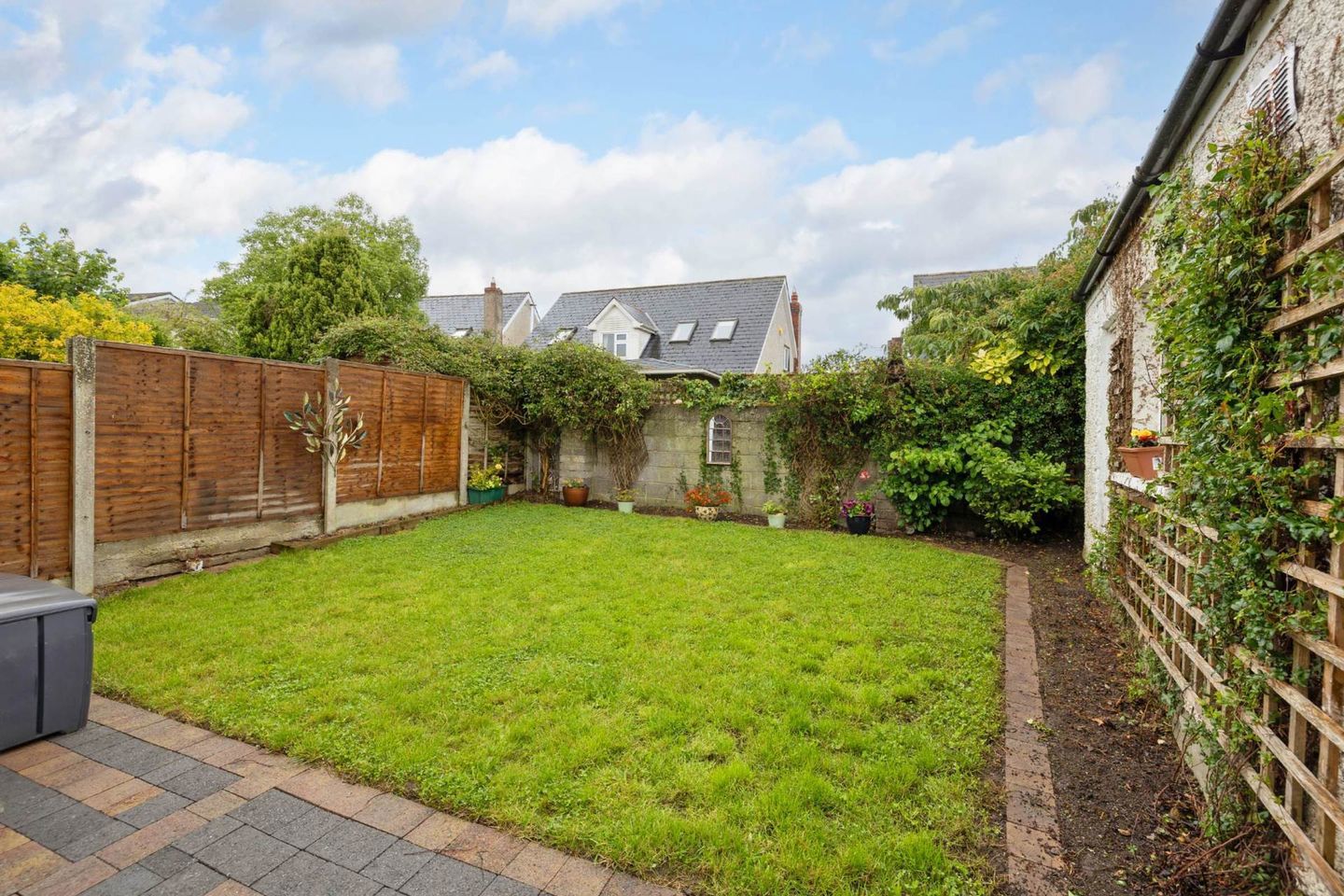 18 Weston Meadows, Lucan, Co. Dublin 16