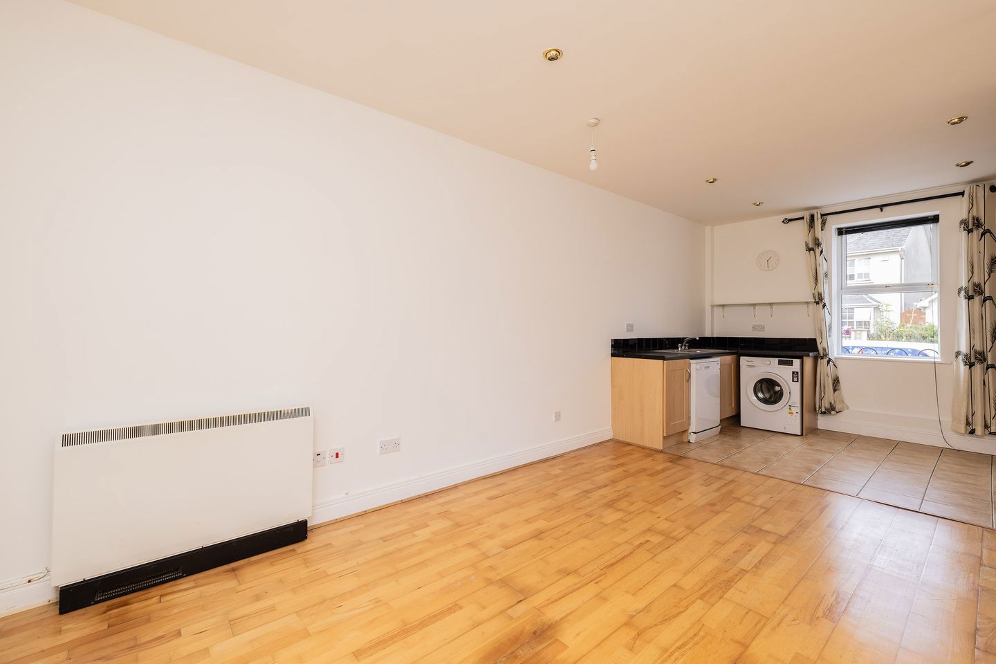 Apartment 3, Brownsbarn Gardens, Old Naas Road, Kingswood Cross, Kingswood, Dublin 22, D22K582 5