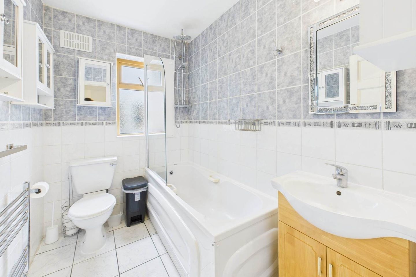 24 Woodstream, Castlerea, Co. Roscommon, F45FW53