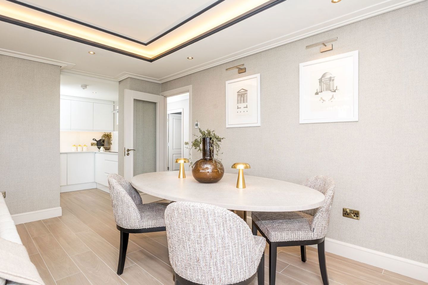 apt 44, hanover riverside, sir john rogersons quay 15