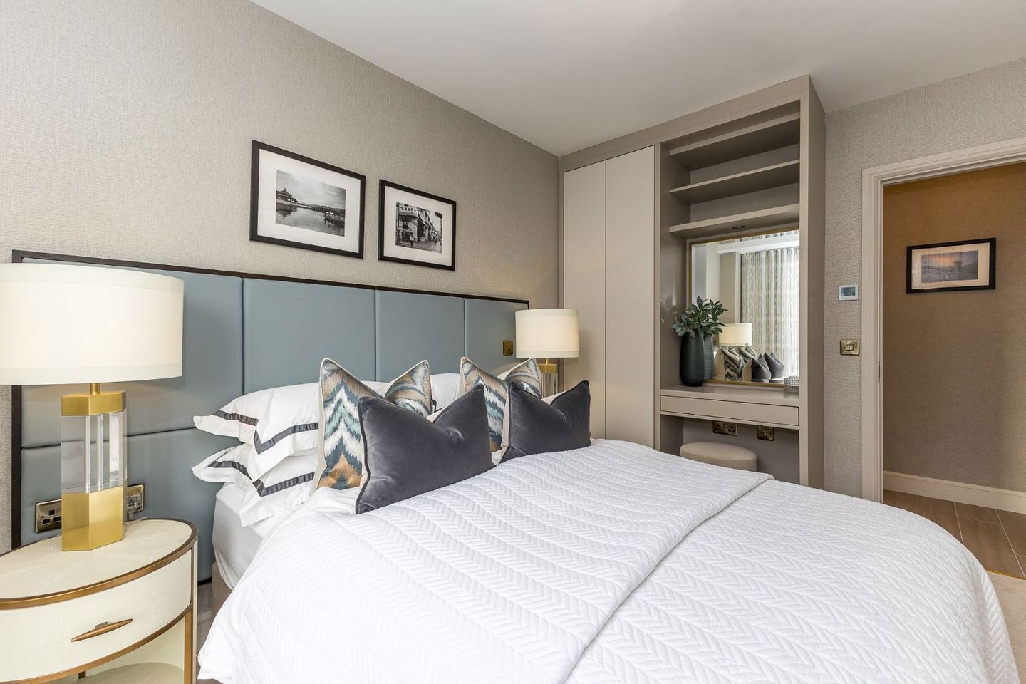 apt 44, hanover riverside, sir john rogersons quay 23