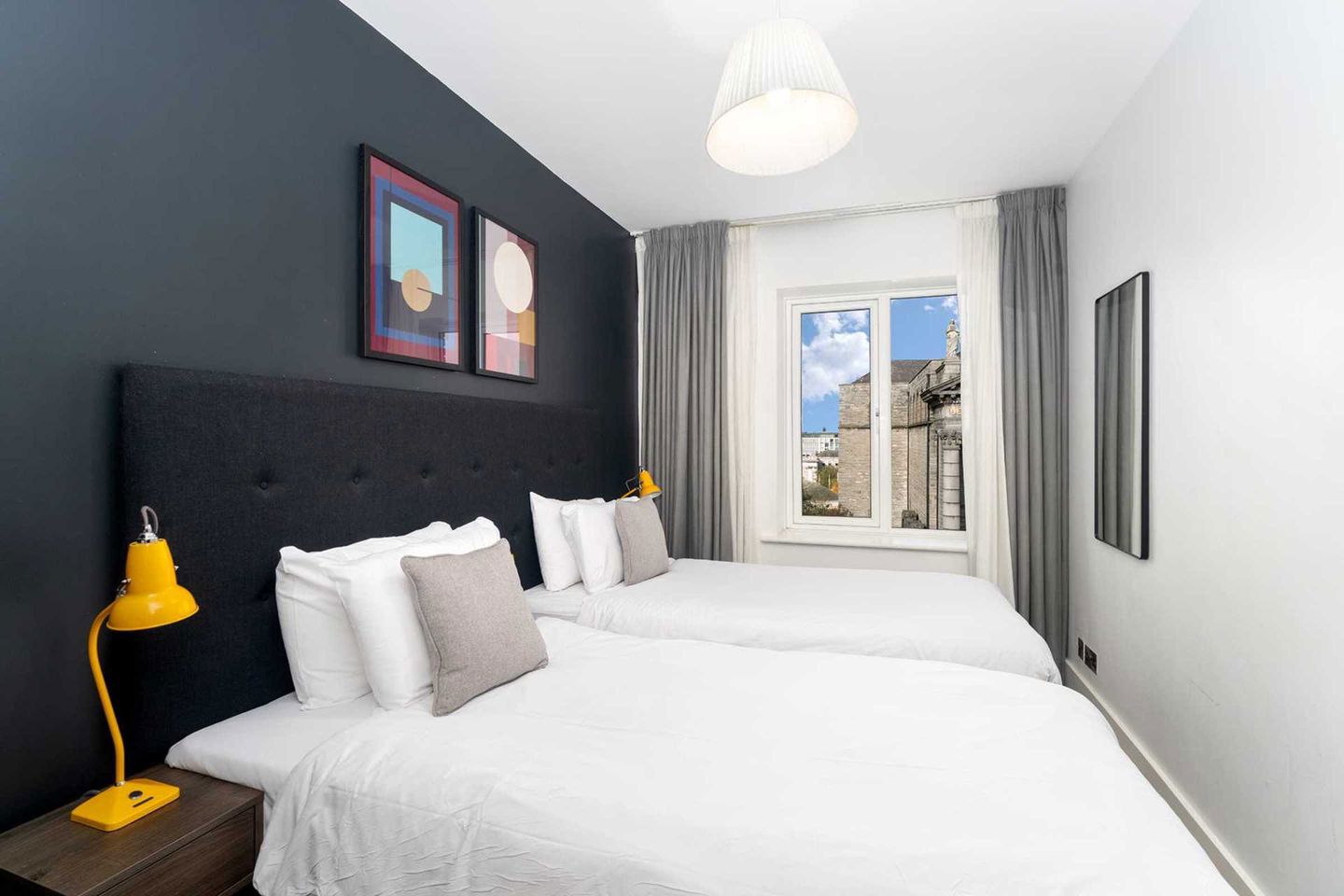 Apt 20 Christchurch Hall, High Street, D08 R281, Dublin 8, D08R281 20