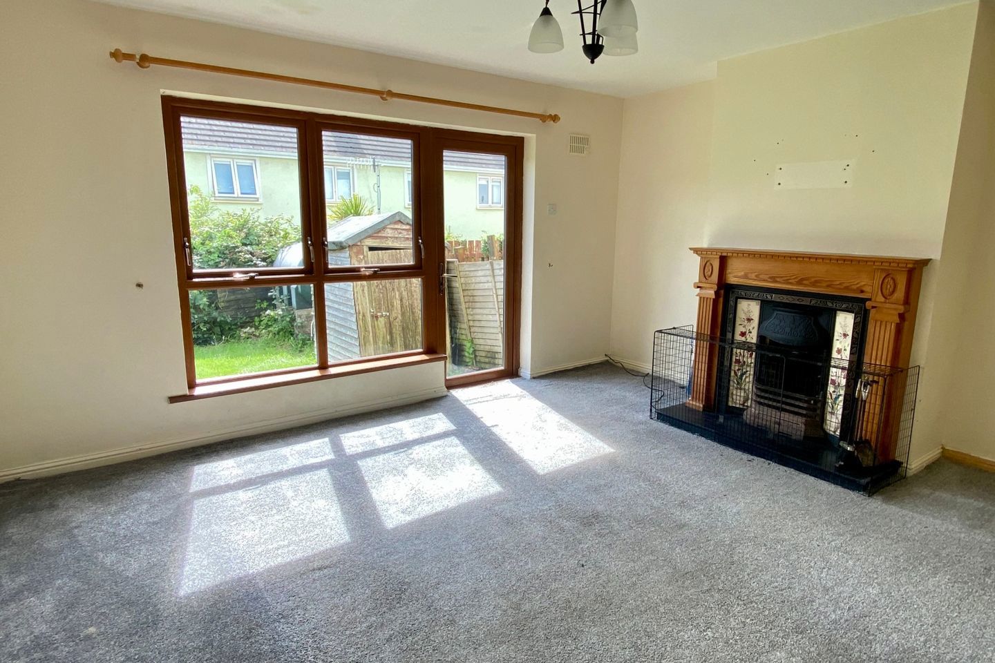 13 Railway Avenue, Clifden, Co.Galway, H71TR68 7