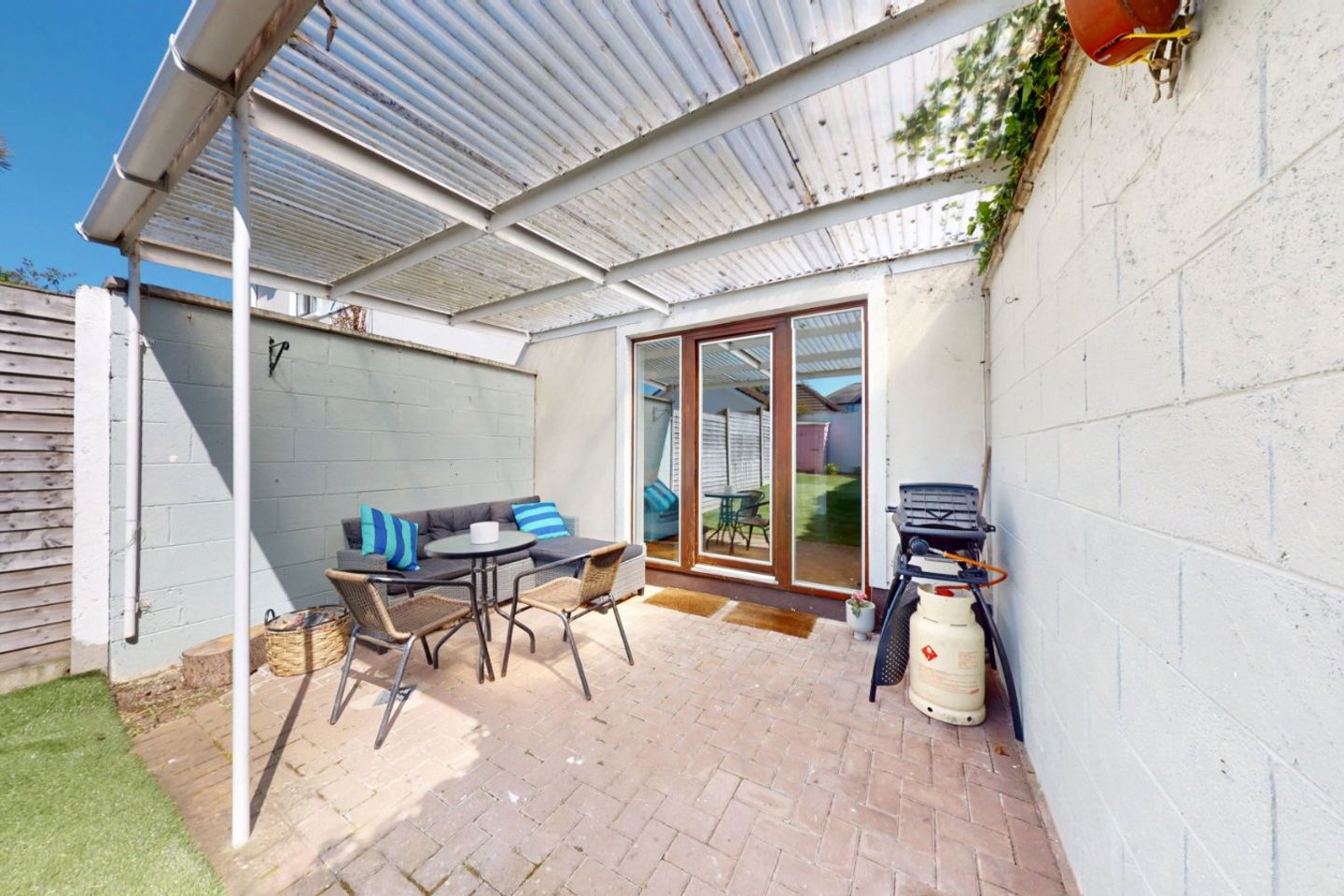 9 village gate, dalkey, dublin