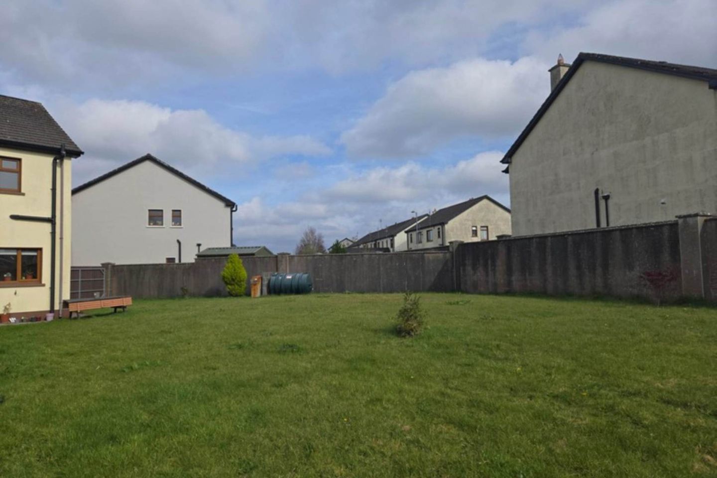 17 grattan close, grattan park, claremorris