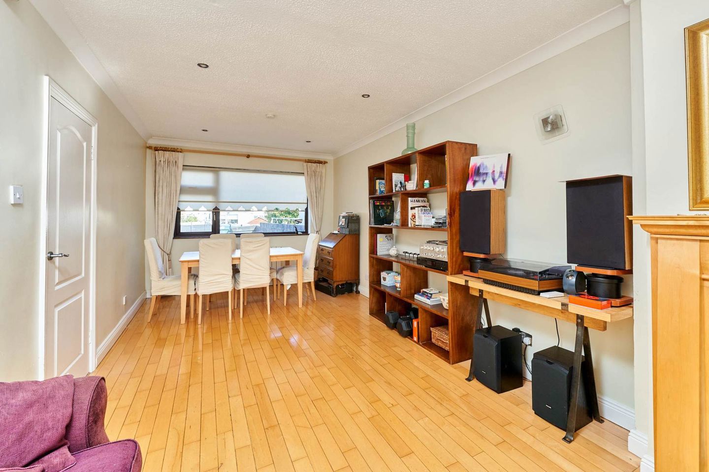 31 Castleknock Crescent, Castleknock, Dublin 15 12