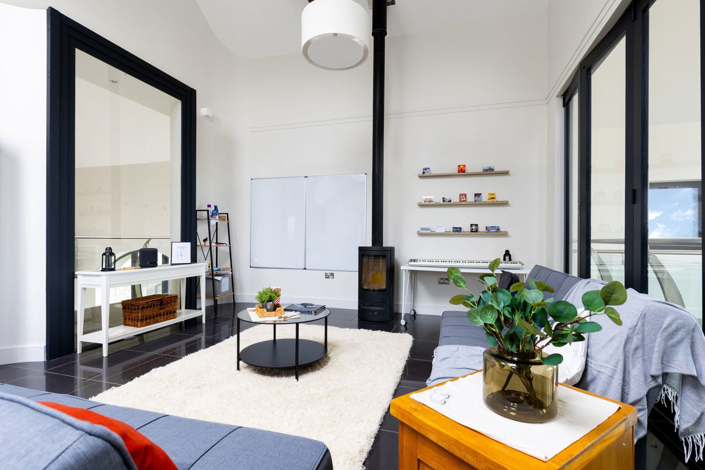 Room 8