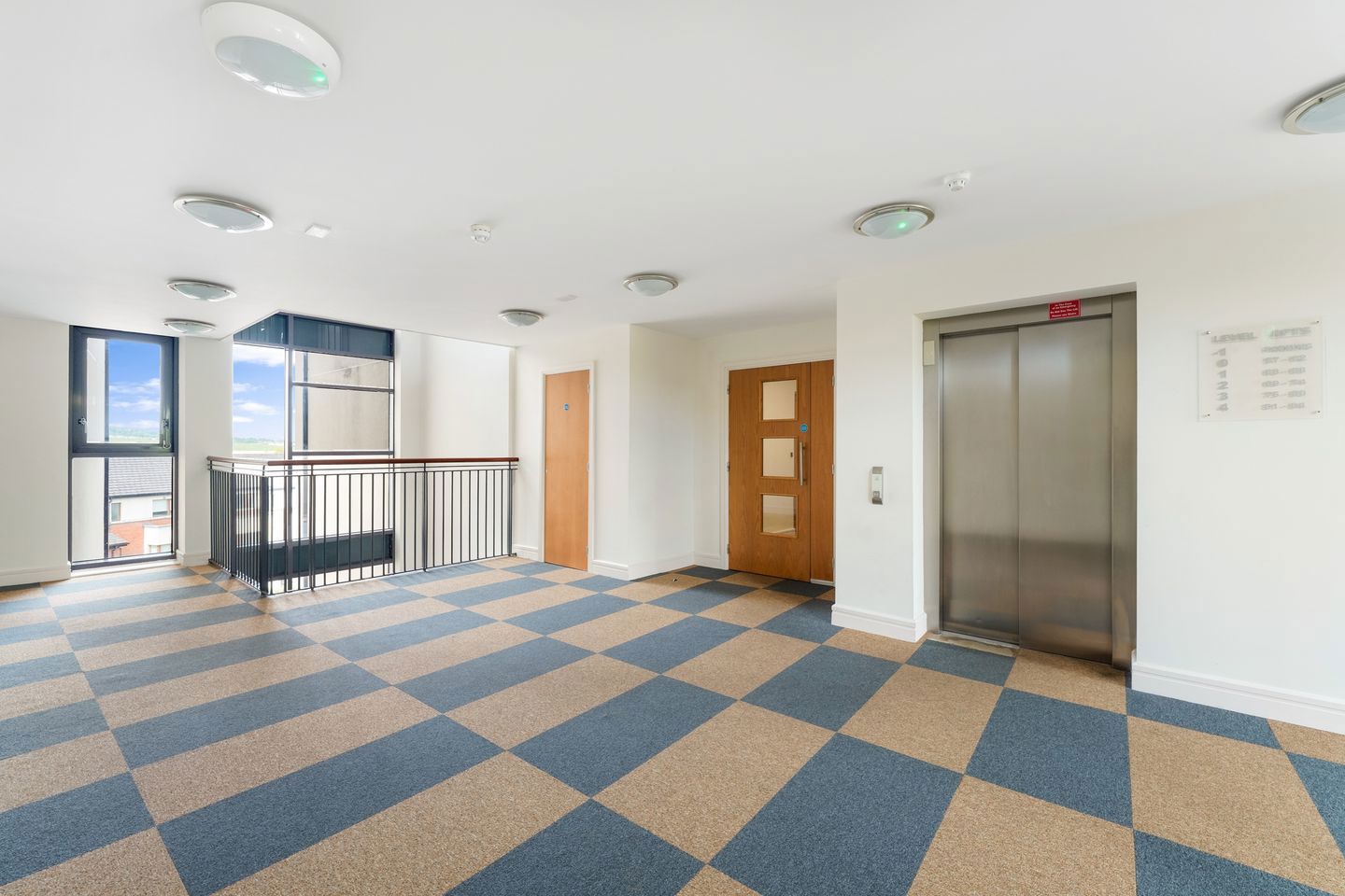 70 The Crescent, Carrickmines Manor, D18 WC93, Carrickmines, Dublin 18 14