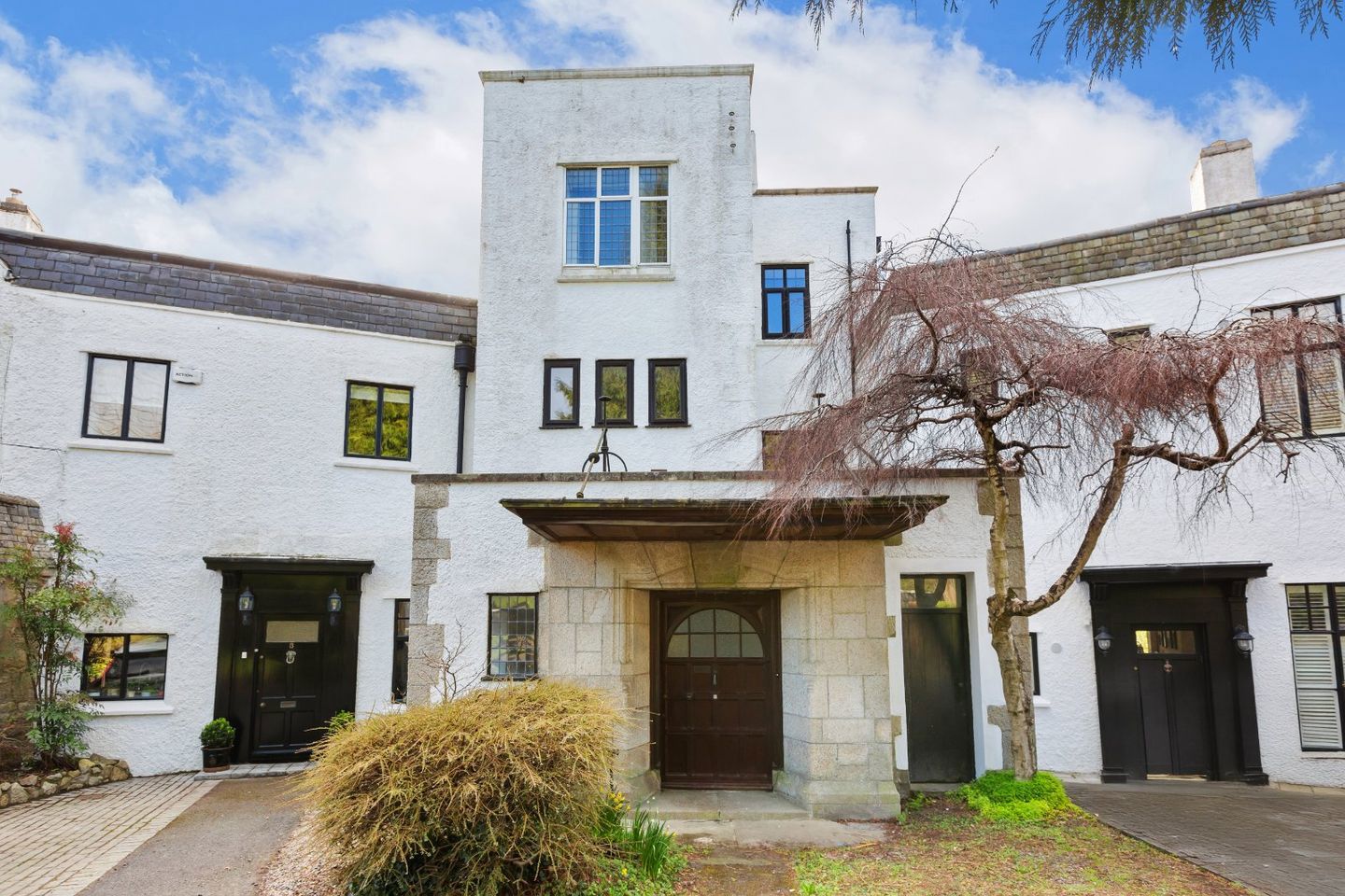 4 Kilteragh Pines, Foxrock, Dublin 18, D18Y248 18