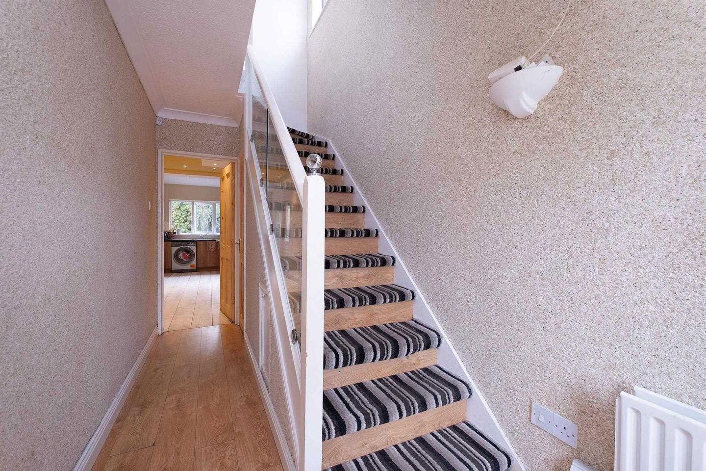 111 Whitethorn Drive, Palmerstown, D22R2W0, Dublin 20 9