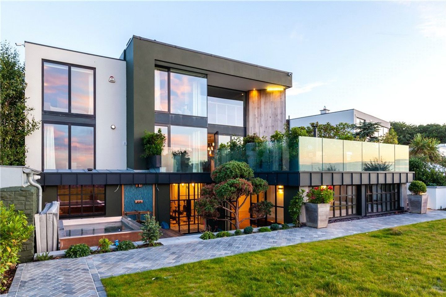 1 Thulla Dunbo Hill Howth, Howth, Dublin 13, D13V089 43