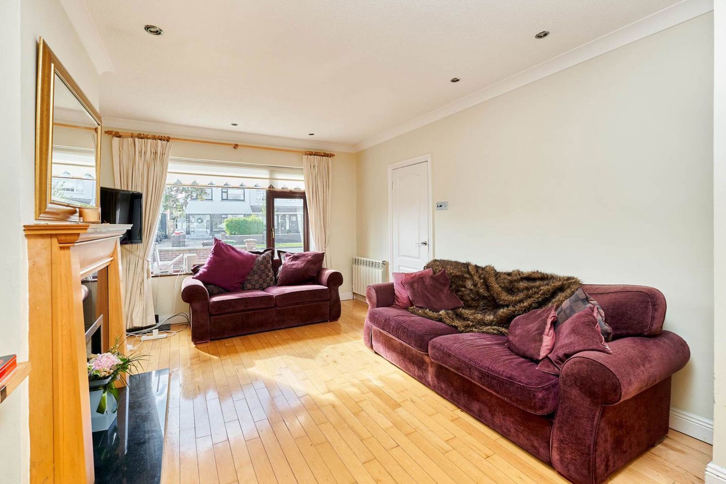 31 Castleknock Crescent, Castleknock, Dublin 15 9
