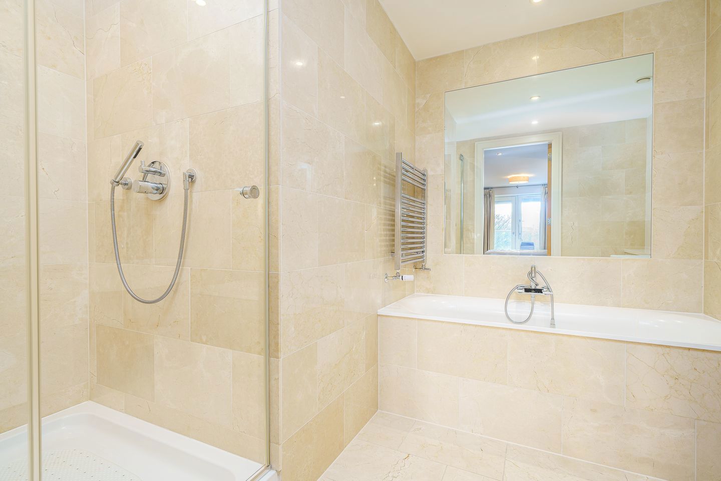 Apartment 22, Shrewsbury Square, Ballsbridge, Dublin 4, D04NX81 23