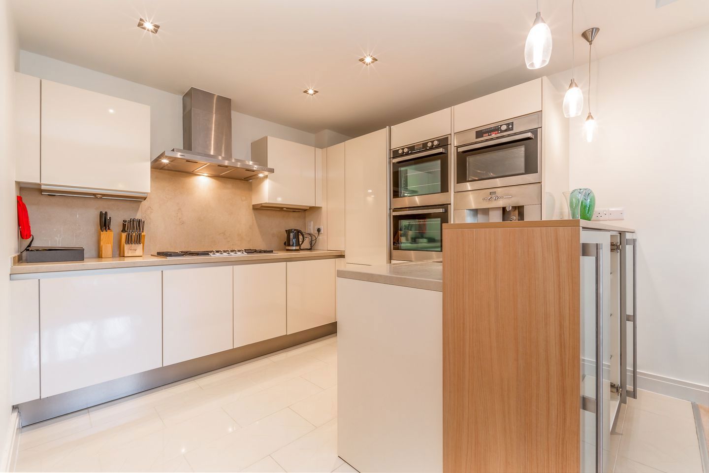 13 Shrewsbury Square, Sandymount Avenue, Ballsbridge, Dublin 4, D04KC43 14