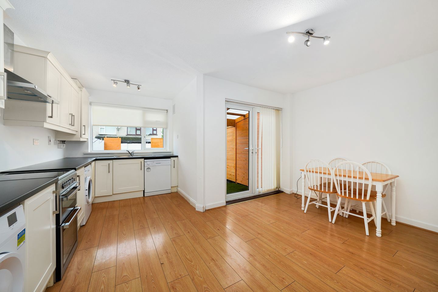 7 Woodford Grove, D22 WF84, Clondalkin, Dublin 22 5