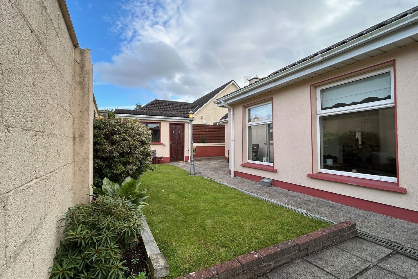 3 Palm Grove Drive, Ballina, Co. Tipperary, V94C1Y6 24