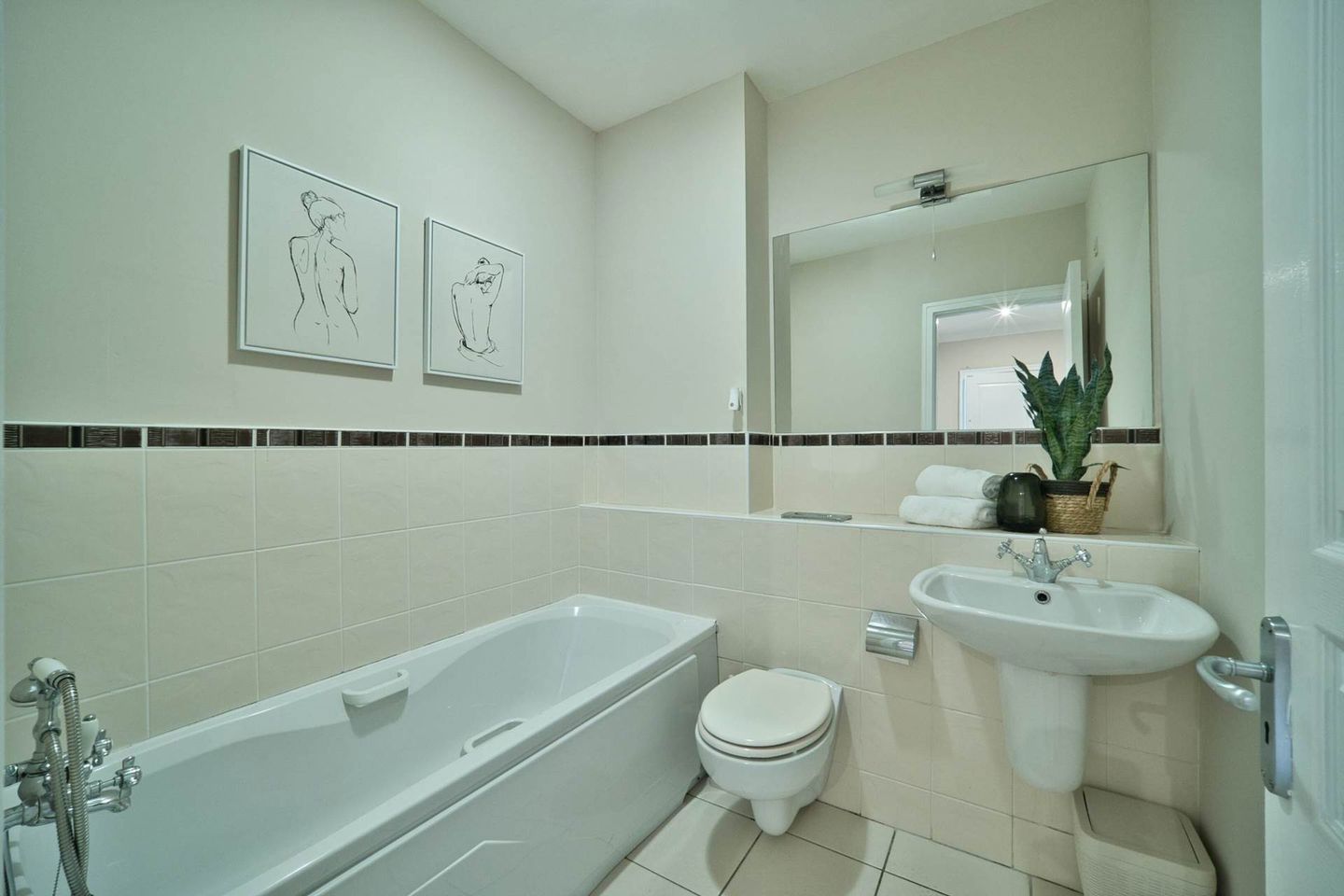 29 The Square, Hazelhatch, Celbridge, Co. Kildare, W23F2N3 17
