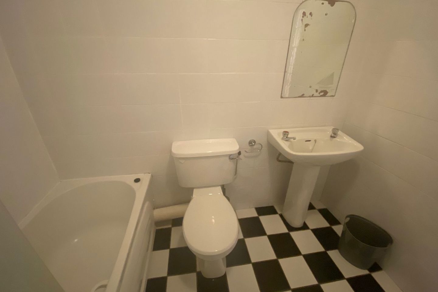 Apartment 17 , Cuirt Na Rasai, Ballybrit, Co. Galway, H91PP93 15
