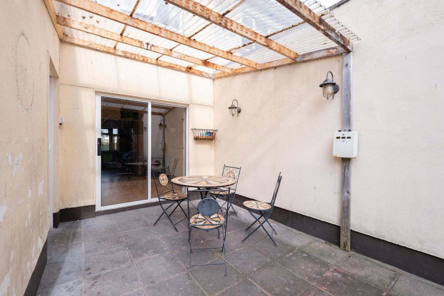 111 Whitethorn Drive, Palmerstown, D22R2W0, Dublin 20 13