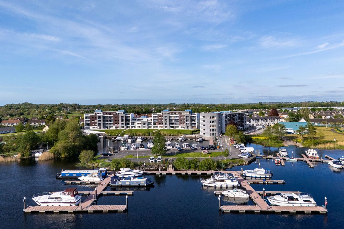 apartment 78 jolly mariner, marina village  brick island, coosan road  athlone