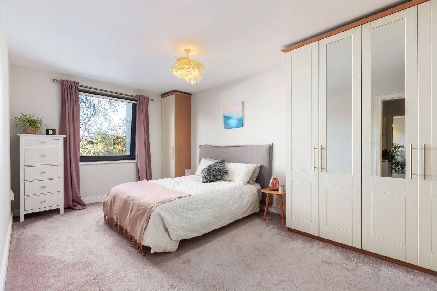 16 Le Hunt House, Brennanstown, Cabinteely, Dublin 18, D18XP79 2