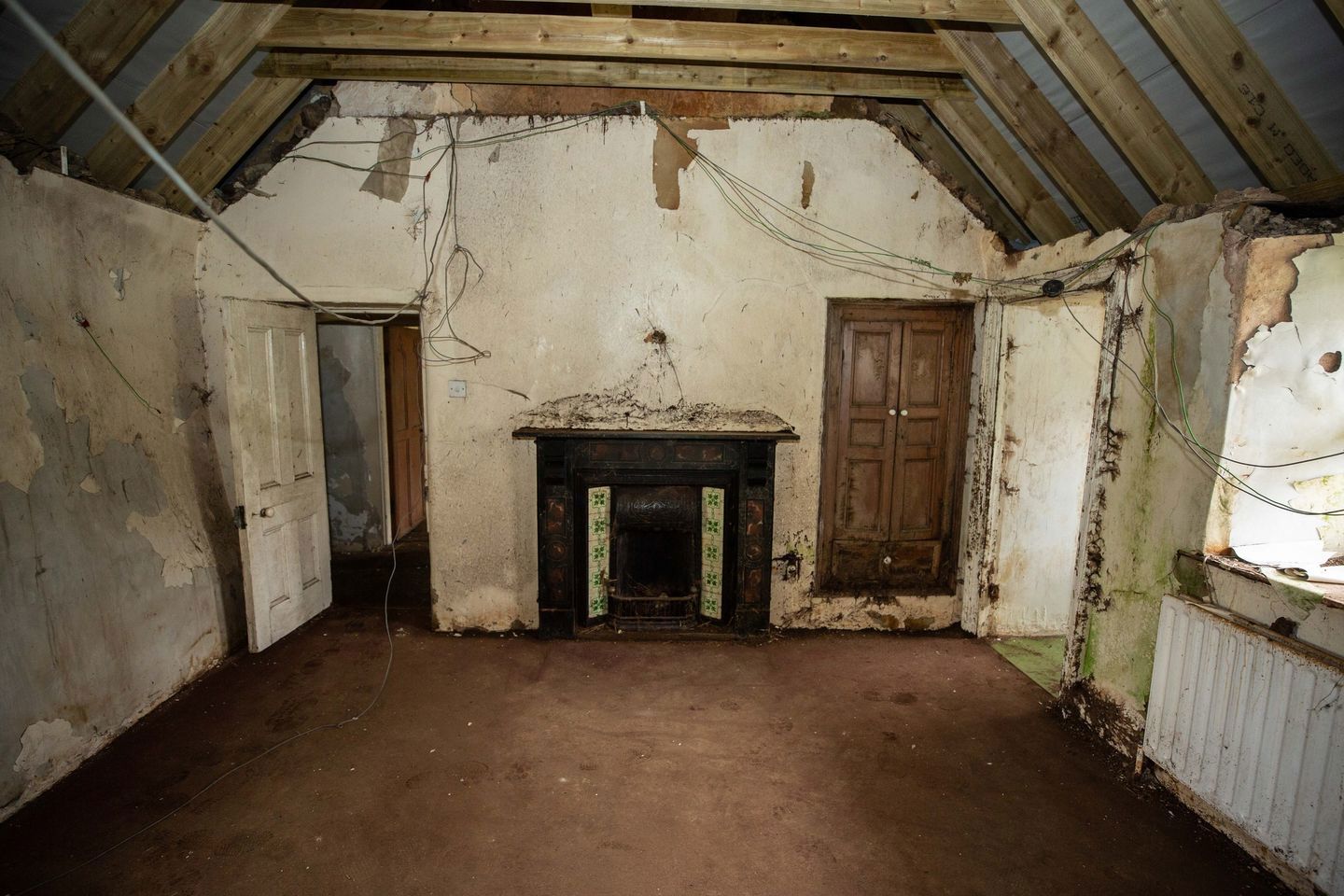 Mauras Cottage, Lough Gur, Herbertstown, Co. Limerick, V35N932