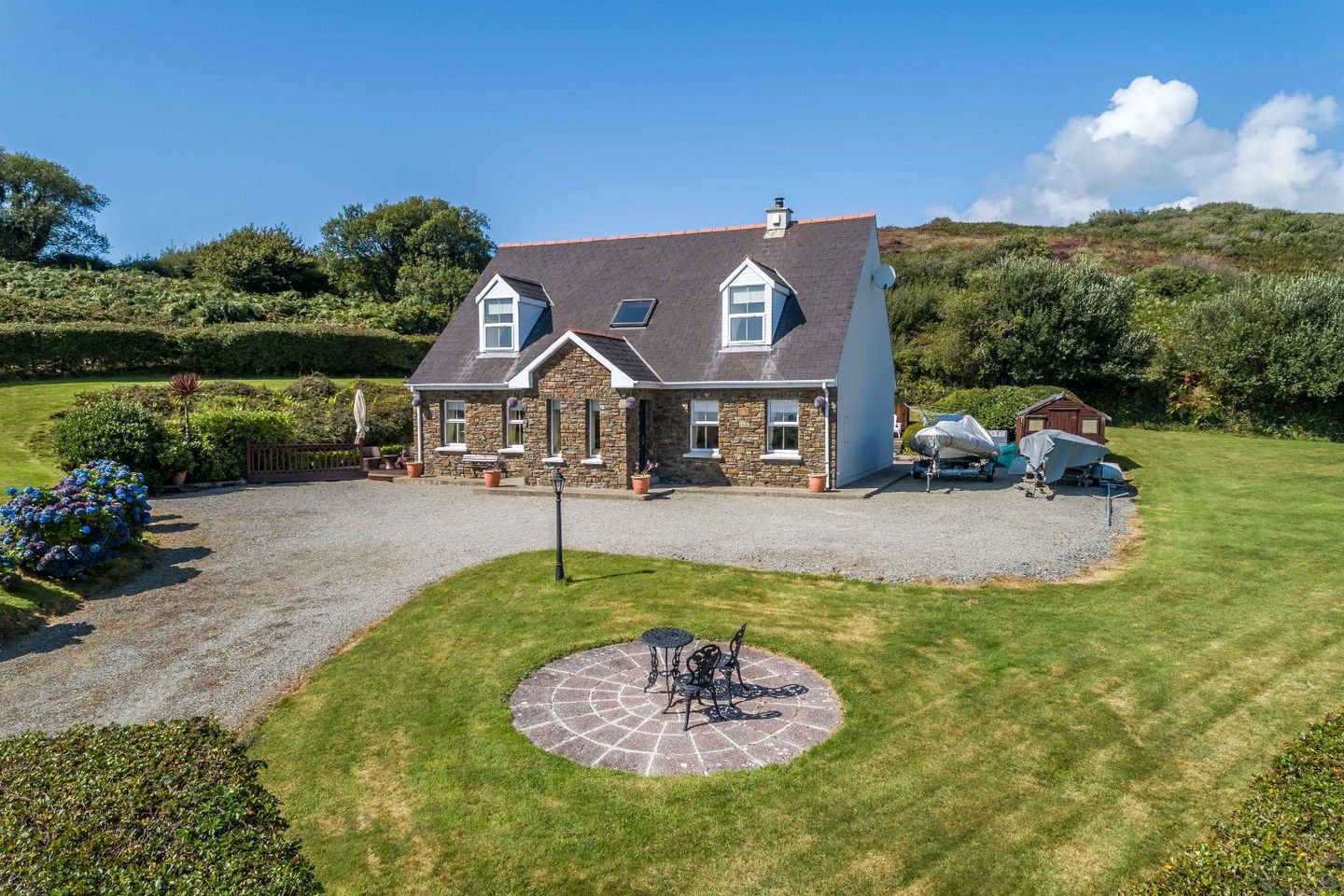 Kilbronogue, Schull, Co. Cork, P81XT65 2