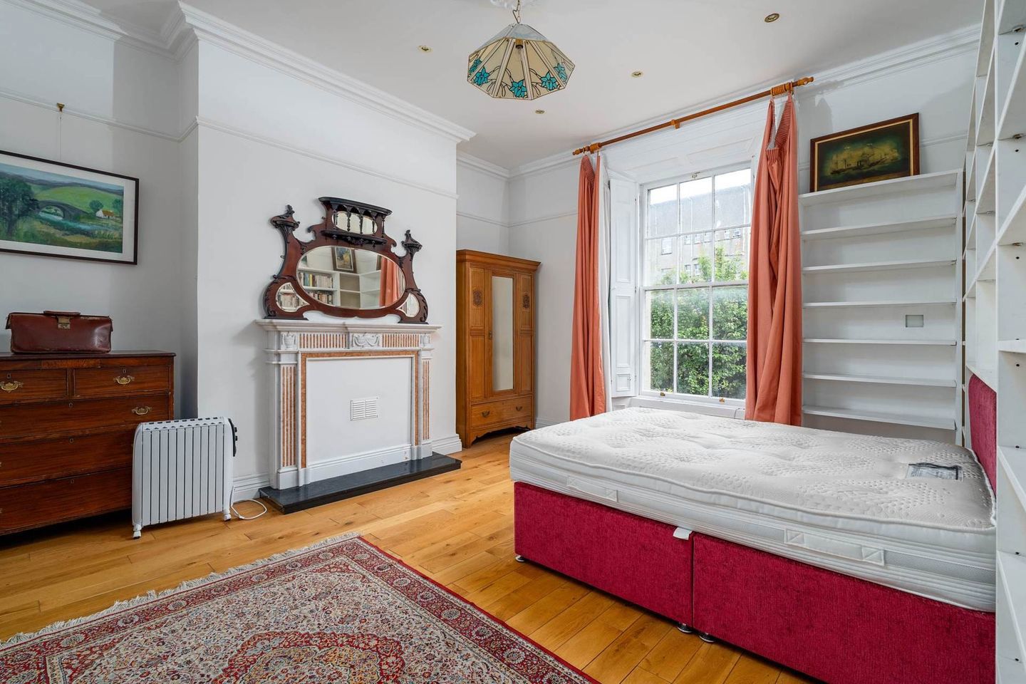 60 Heytesbury Street, Saint Kevins, Dublin 8, D08EDX5 5