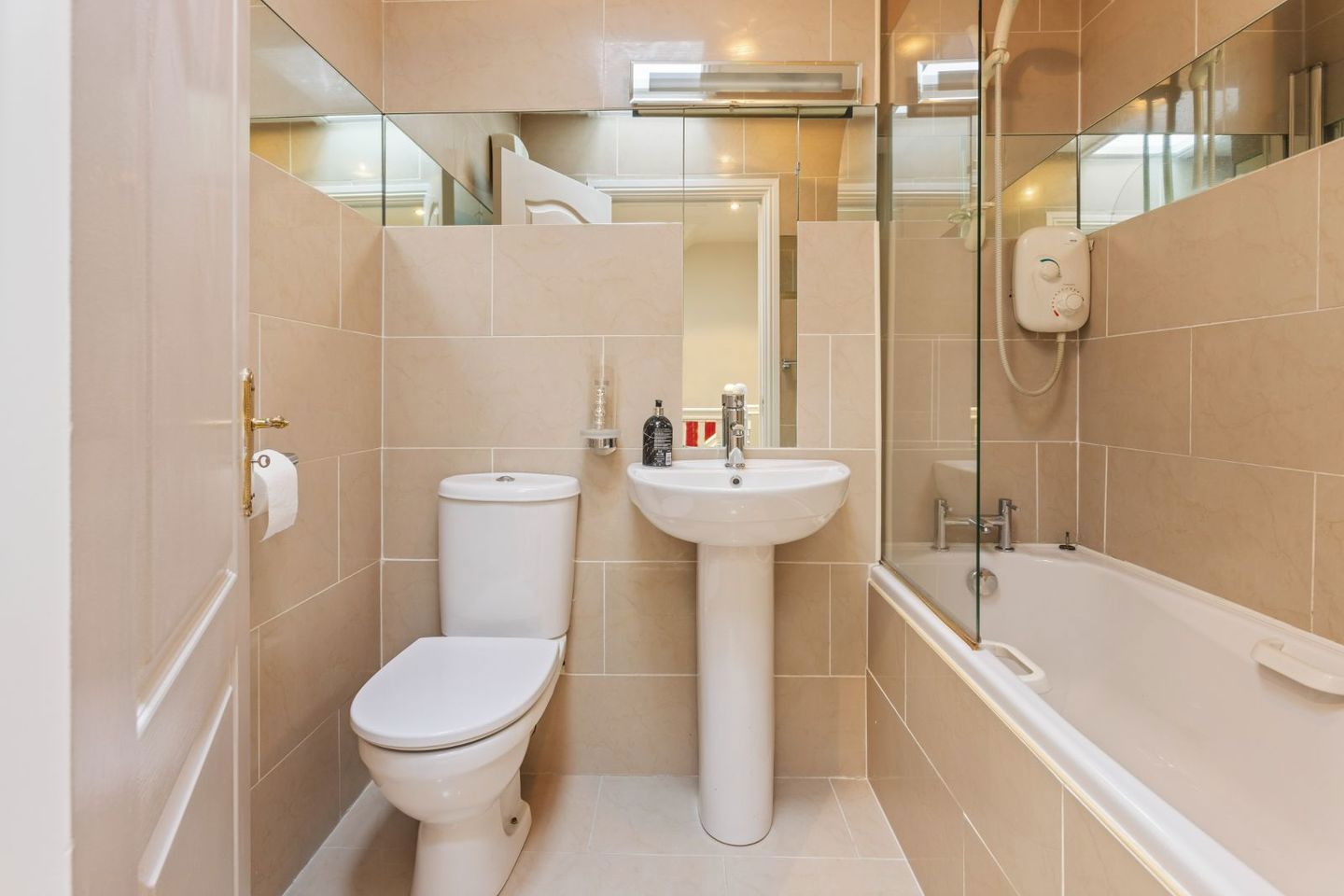 6 Brighton Court, Dublin 18, Foxrock, Dublin 18, D18TD25 18