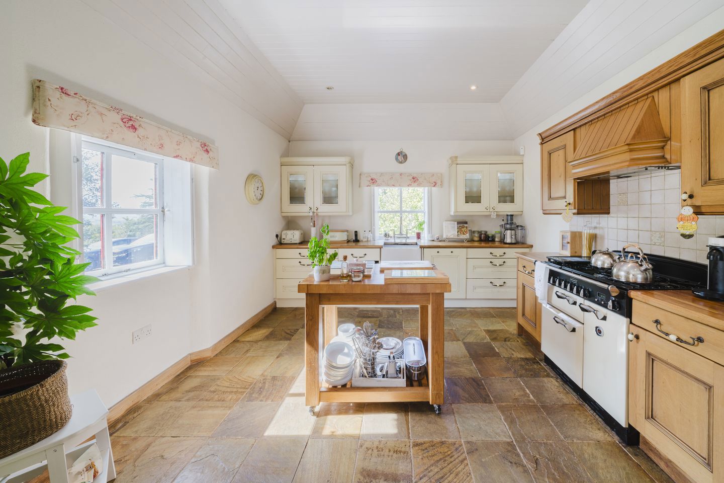 Sheeffry Cottage, Kinnock, Westport, Co. Mayo, F28PH21 9