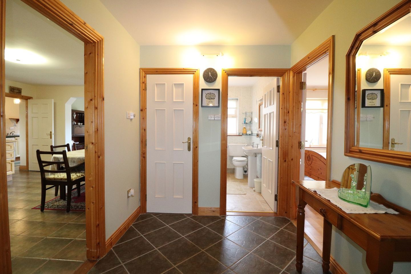 3 Palm Grove Drive, Ballina, Co. Tipperary, V94C1Y6 16
