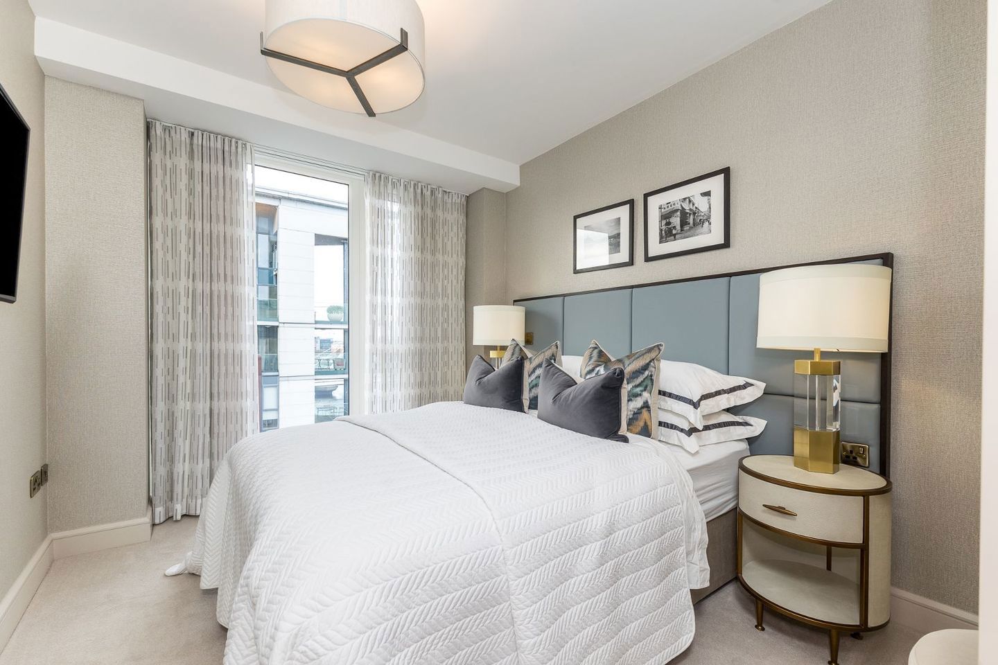 apt 44, hanover riverside, sir john rogersons quay 7
