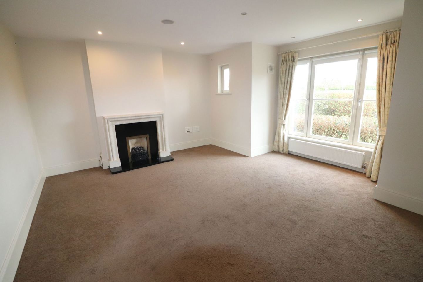 3 The Village, Adare Manor, Adare, Co. Limerick, V94CX3F 4