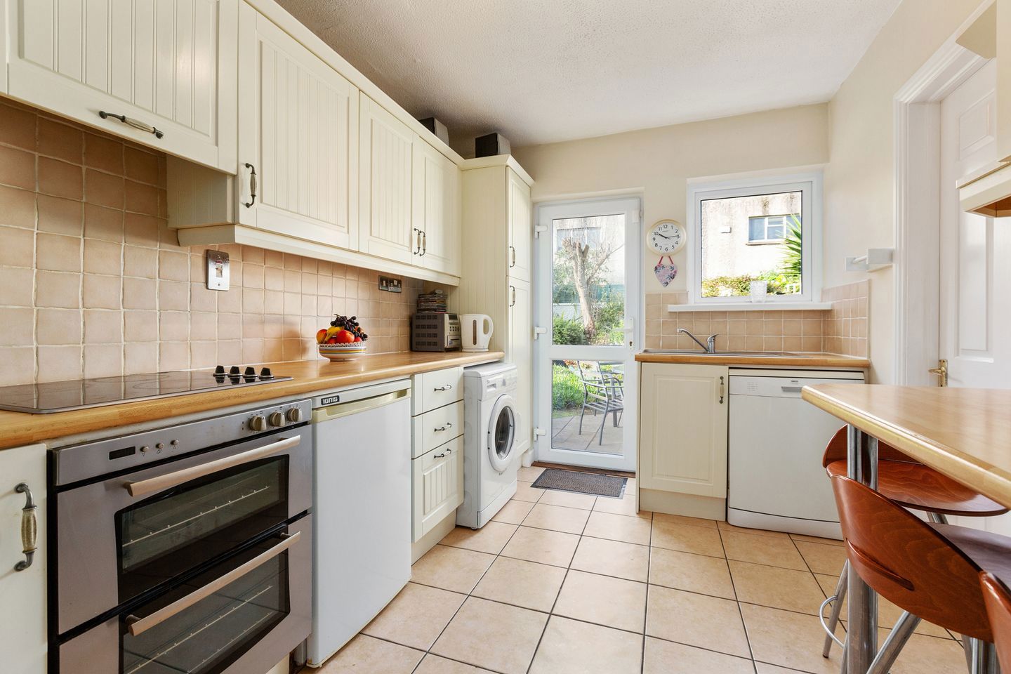 apt 15 seapoint court, seapoint road, bray