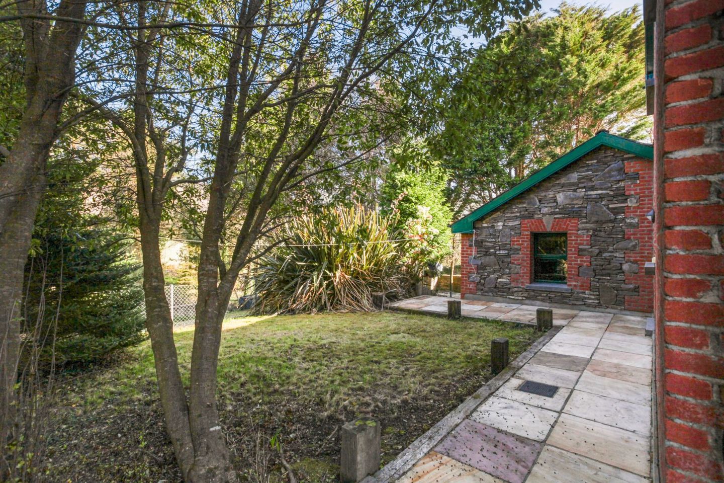 The Old School Residence, Behaghane, Castlecove, Caherdaniel, Co. Kerry, V93C85K 29
