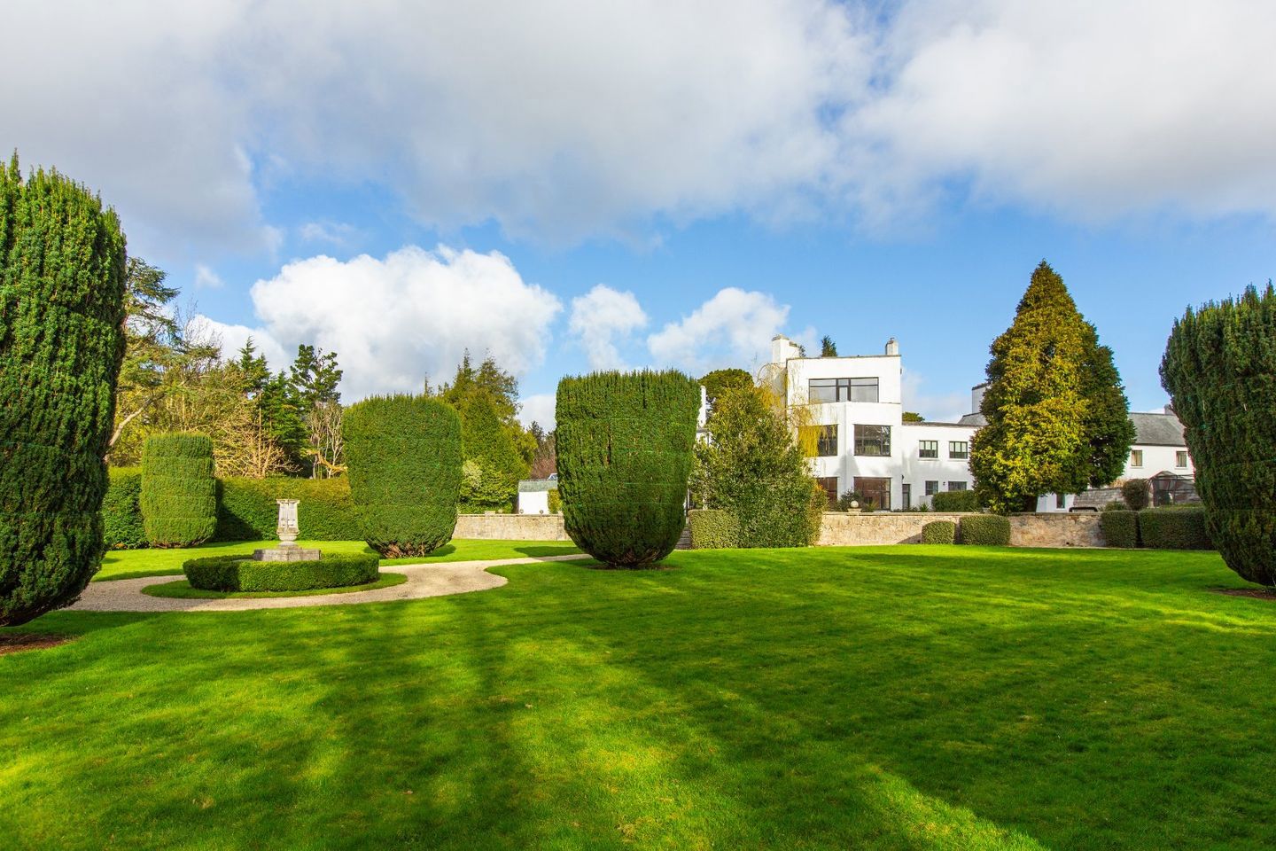 4 Kilteragh Pines, Foxrock, Dublin 18, D18Y248 5